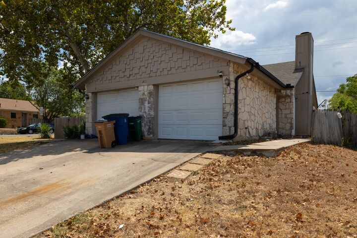 Property Photo: 2401 Singletree Avenue B TX 78727