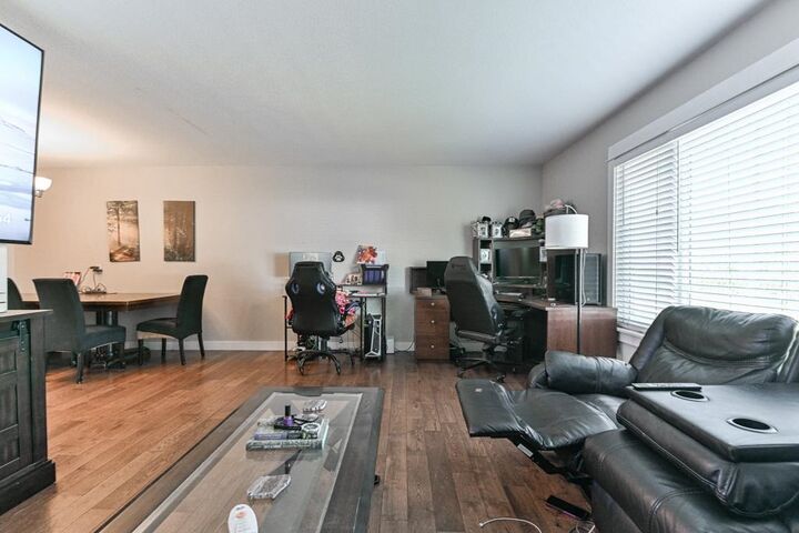 Photo de la propriété:  46512 Brice Road  BC V2P 3V5 