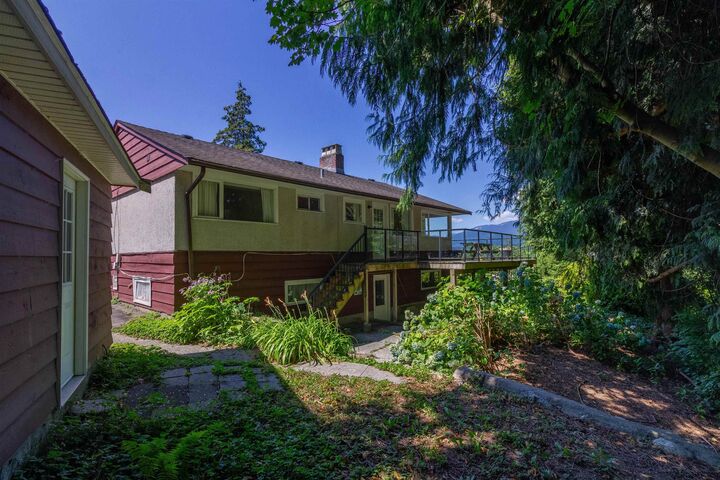 Property Photo:  446 Northcliffe Crescent  BC V5A 1A1 