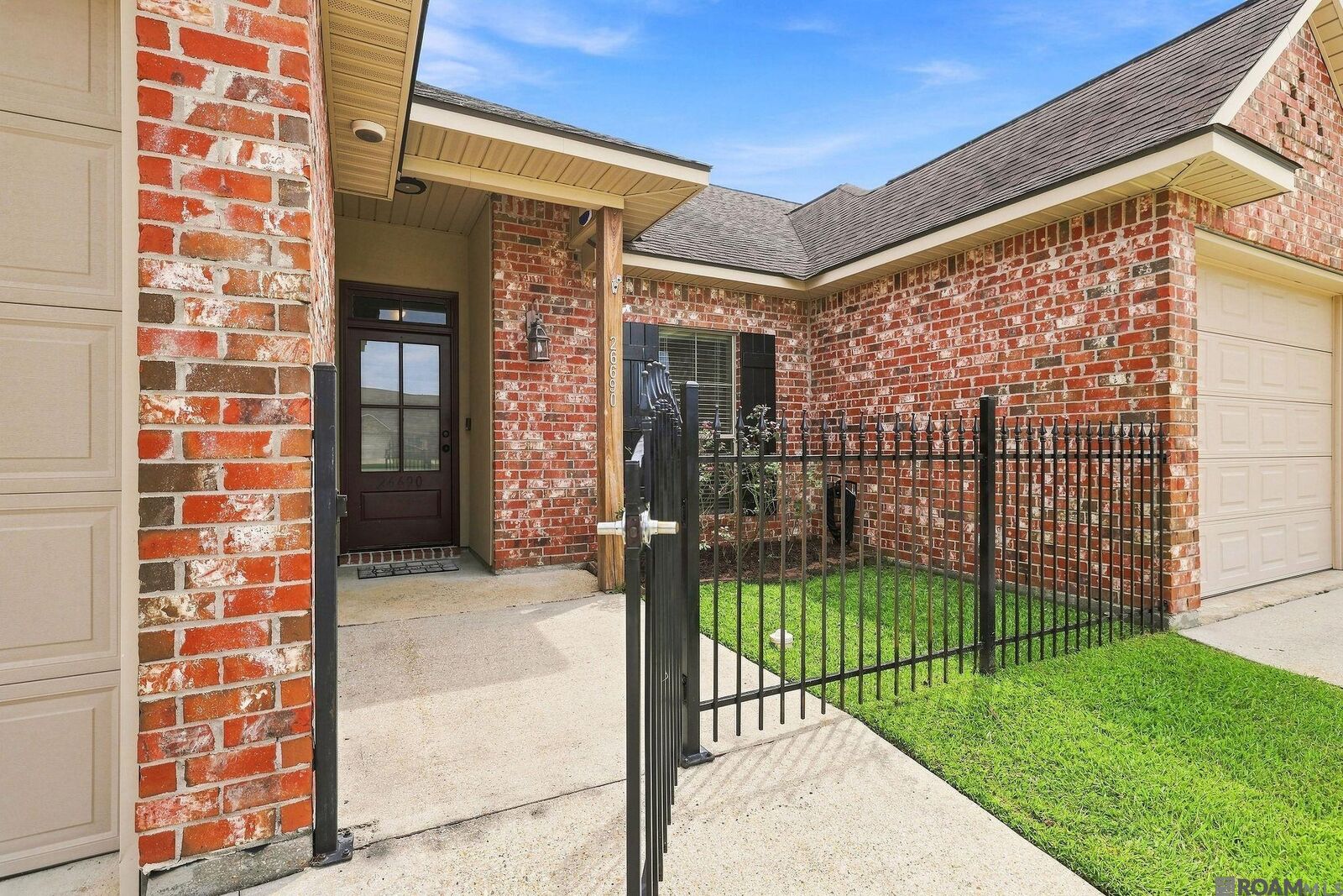 Property Photo: 26690 Palmetto Lake Court West LA 70726