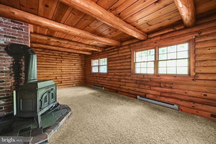 Property Photo:  110 Oakbrook Court  PA 19508 