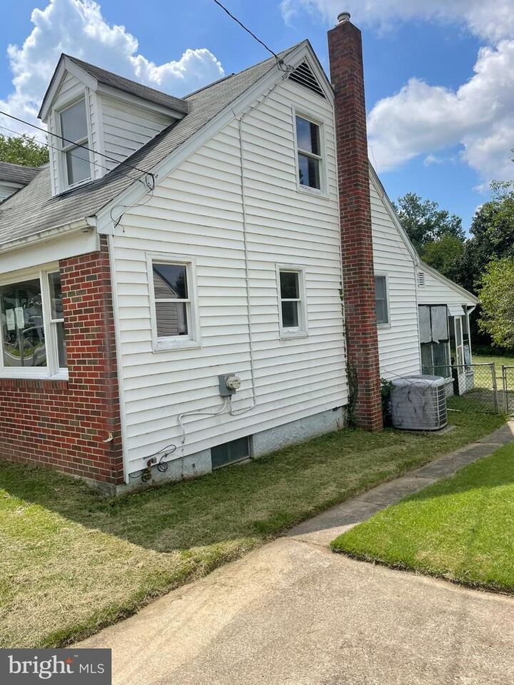 Property Photo:  108 S Longcross Road  MD 21090 