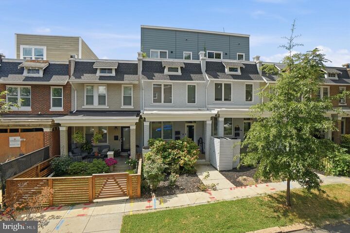Property Photo: 1263 Owen Place NE 2 DC 20002