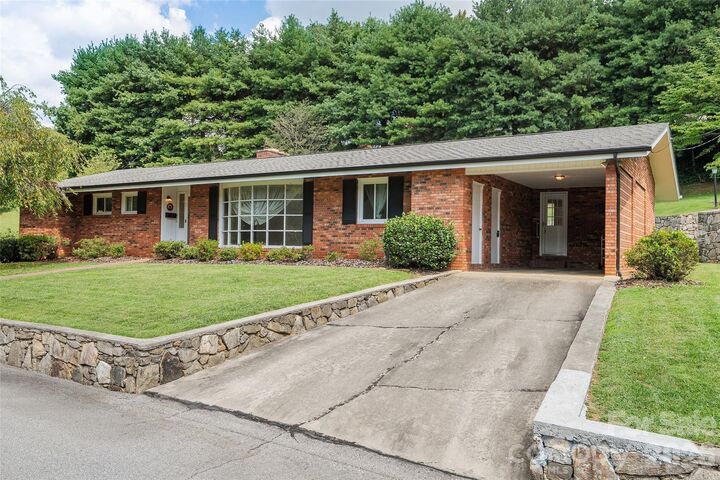 Property Photo:  62 W Haywood Drive  NC 28716 