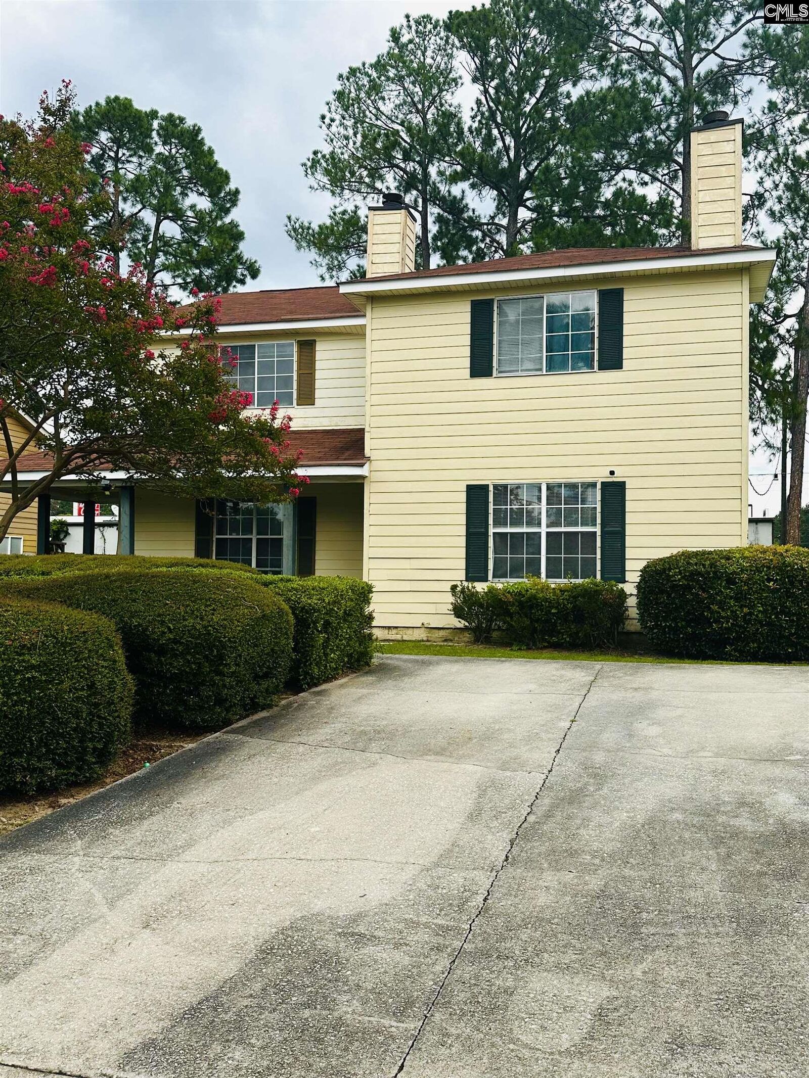 Property Photo: 1926 Green Oaks B SC 21206