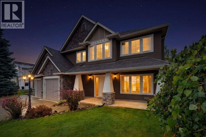 Property Photo:  2440 4 Avenue Southeast  BC V1E 1K7 