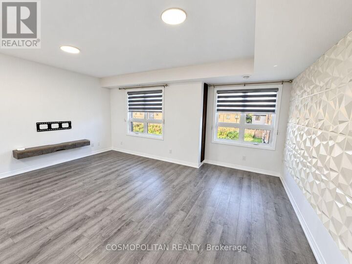 Property Photo:  6705 Cropp Street 47  ON L2E 0C1 