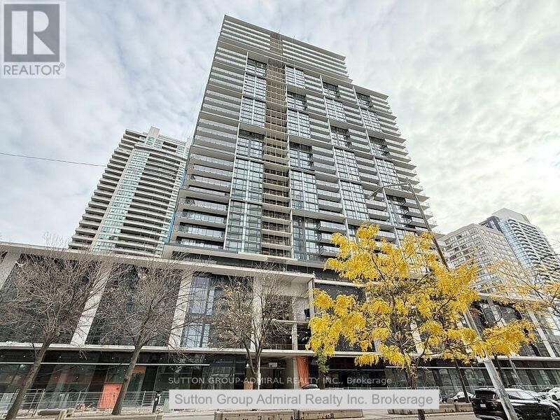 Property Photo:  4955 Yonge Street 1703  ON M2N 5N6 