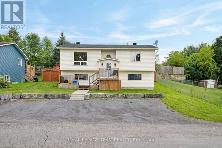 Property Photo:  116 Colina Street  ON K0A 1A0 
