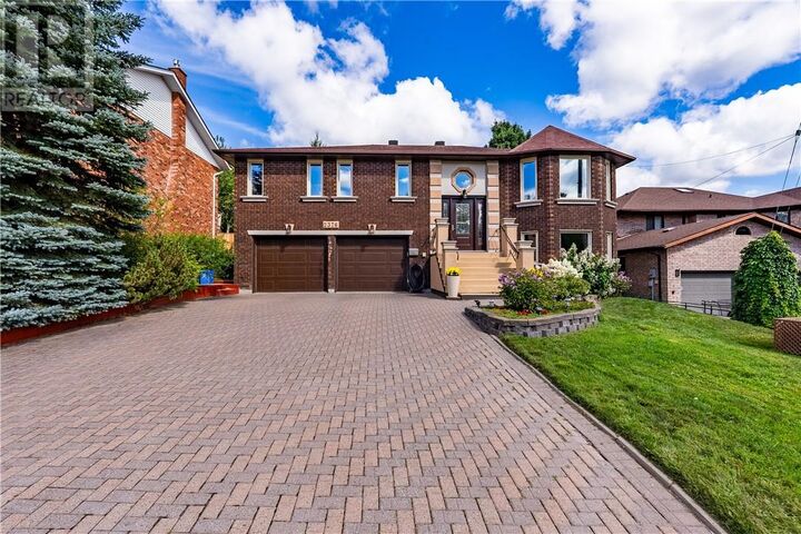 Property Photo:  2376 Greenwood Drive  ON P3B 4G4 