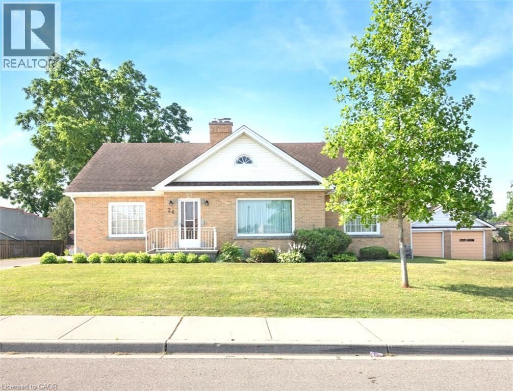 Property Photo: 24 Pine Street ON N4B 1N6