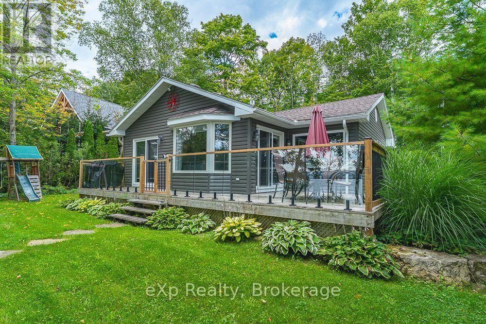 Property Photo:  1 1st Avenue South  ON N0H 2T0 