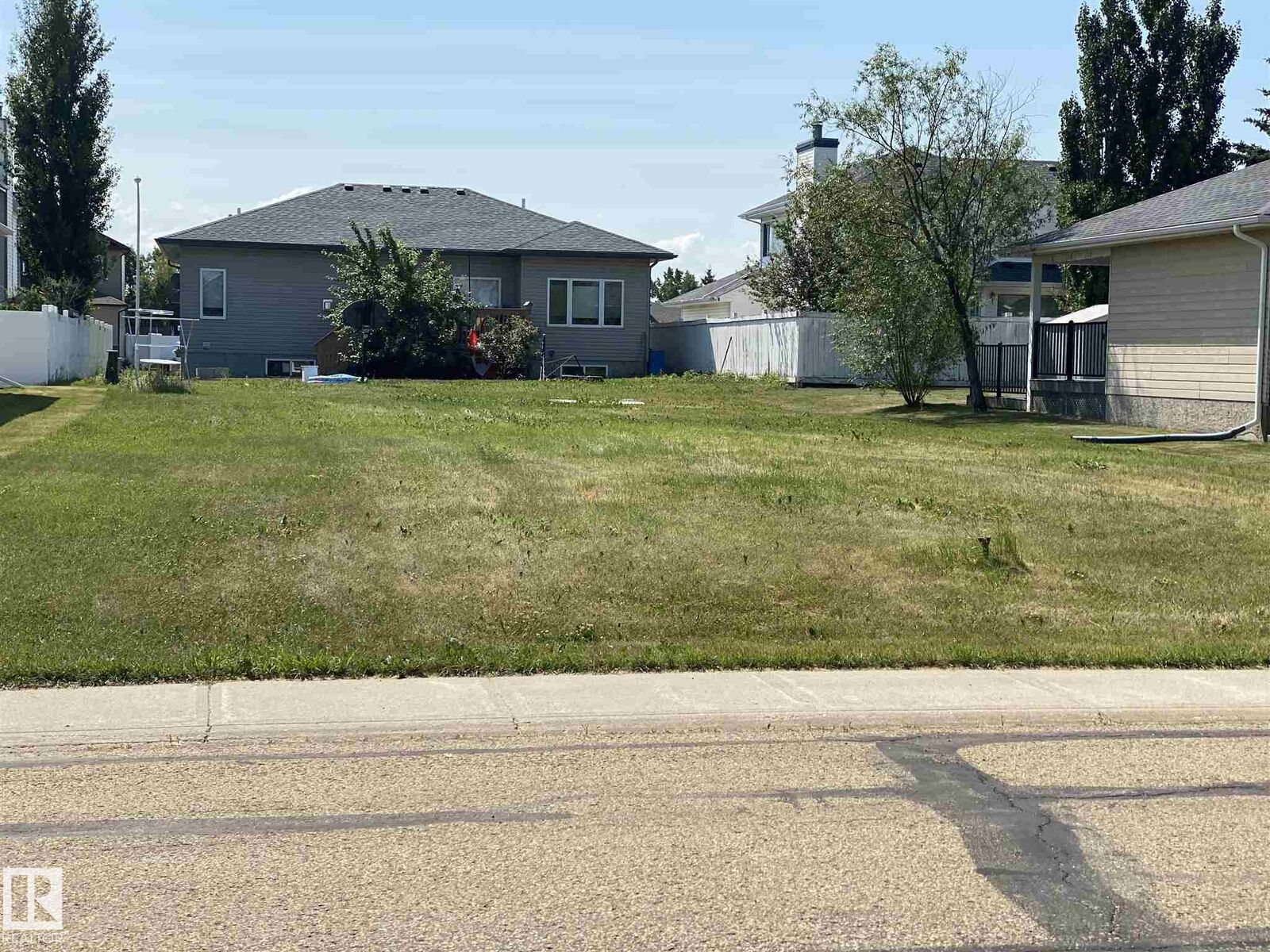 Property Photo:  4305 60 Avenue  AB T9C 1R4 