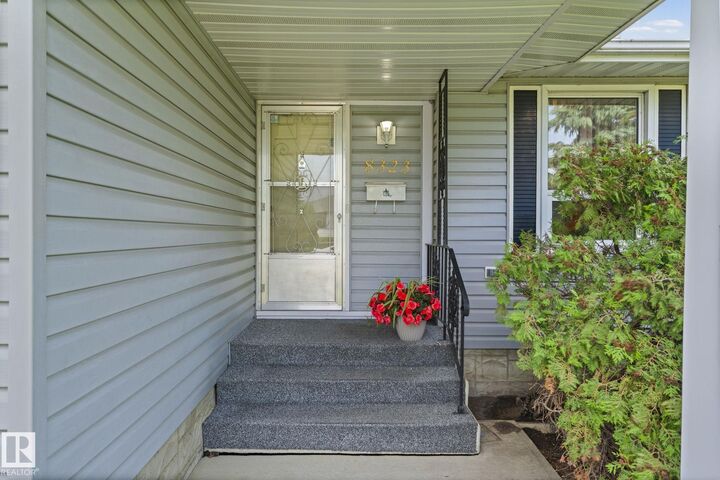 Property Photo:  8323 142 Avenue NW  AB T5E 2G3 