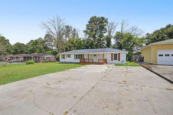 Property Photo: 54 Glenwood School Road GA 30165