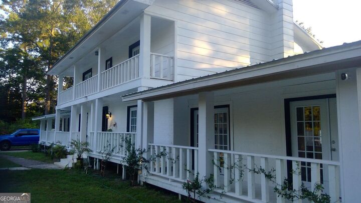 Property Photo:  1210 King Edward Drive  GA 31021 