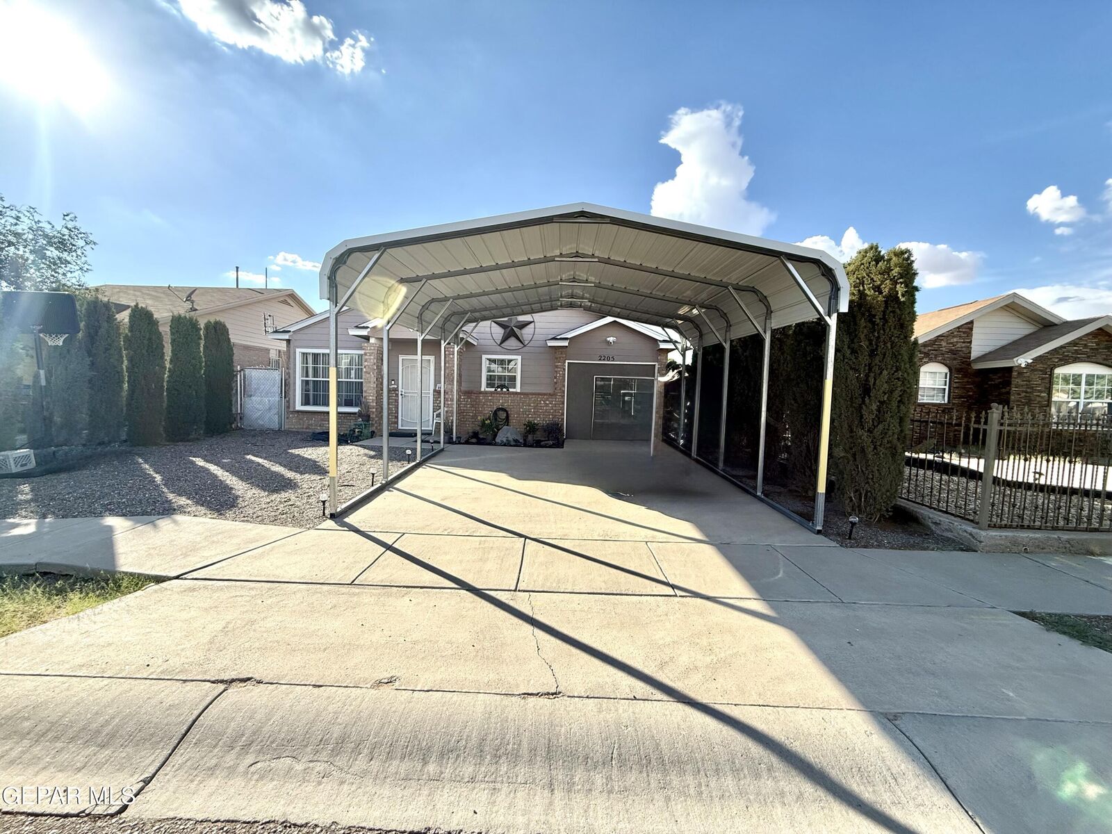 Property Photo:  2205 Tierra Bonita Way  TX 79938 