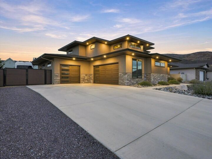 Property Photo:  2189 Mescalero Avenue  CO 81507 