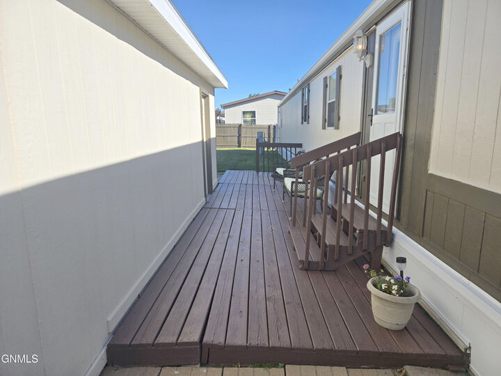 Property Photo:  4628 Bunker Drive  ND 58503 