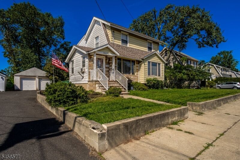 Property Photo:  1530 Windrew Ave  NJ 07080 