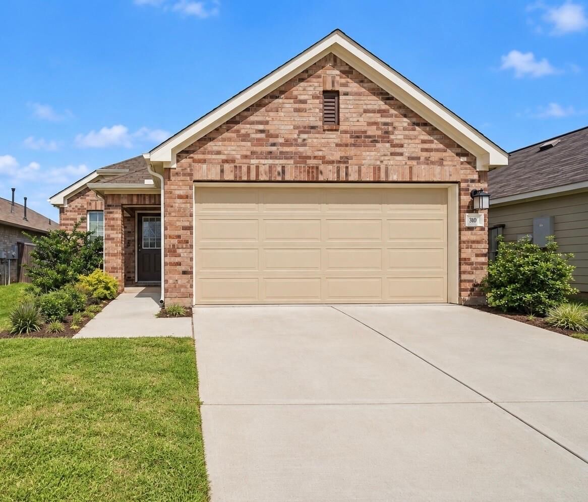 Property Photo:  310 Harbor Bend Court  TX 77378 