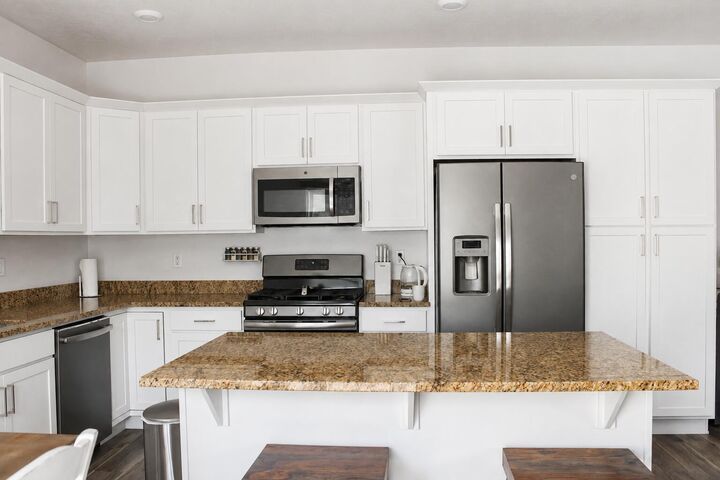 Property Photo: 1457 W Topaz Dr W Unit B UT 84720