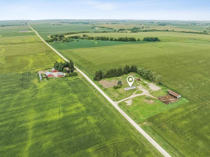 Property Photo:  18236 90th Street  IA 50655 