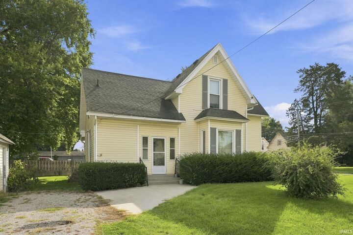 Property Photo: 1103 Summit Street IN 46774-1459