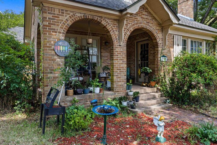 Property Photo: 6911 N US Hwy 79 TX 75639