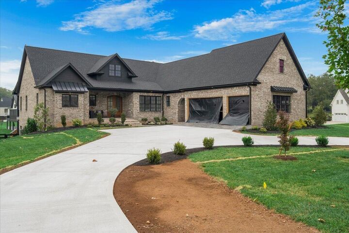 Property Photo:  202 The Backstretch  KY 40356 