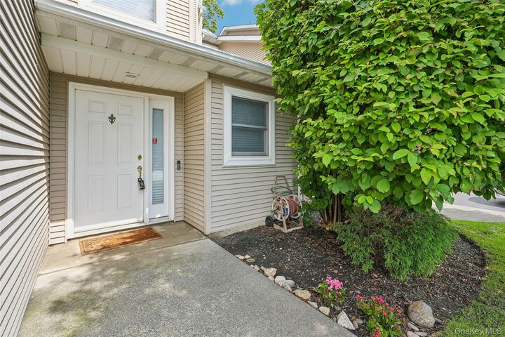 Property Photo:  164 N Route 303 2  NY 10920 