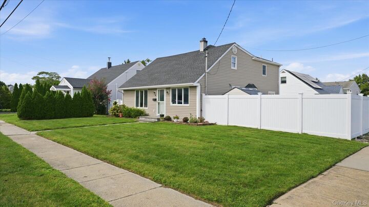 Property Photo:  47 Berkeley Place  NY 11758 