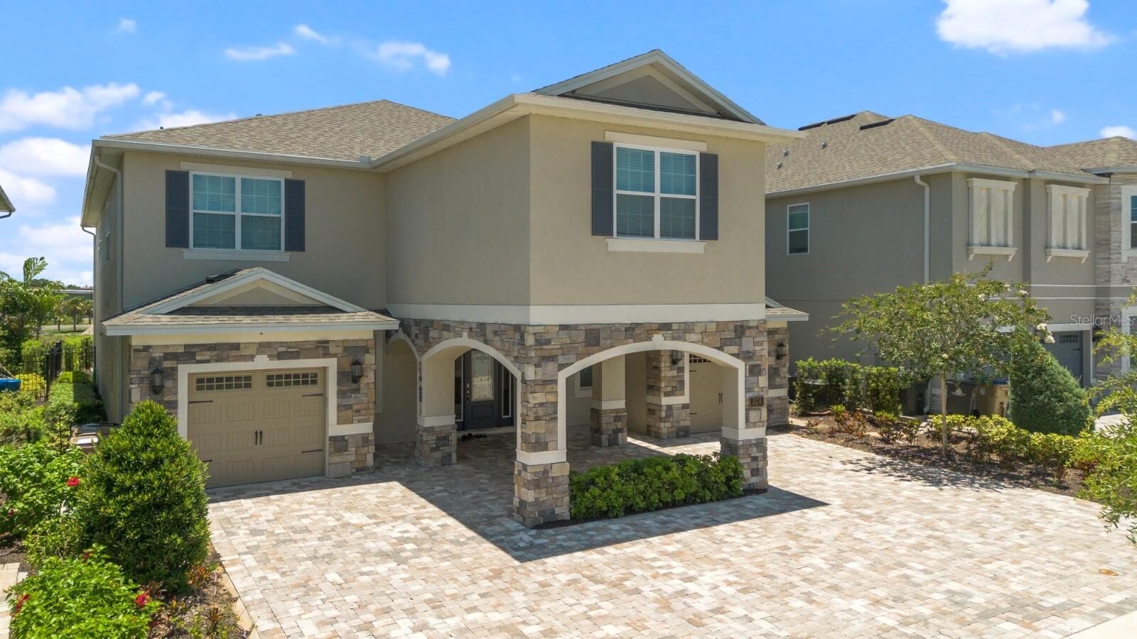 Property Photo: 324 Southfield Street FL 34747
