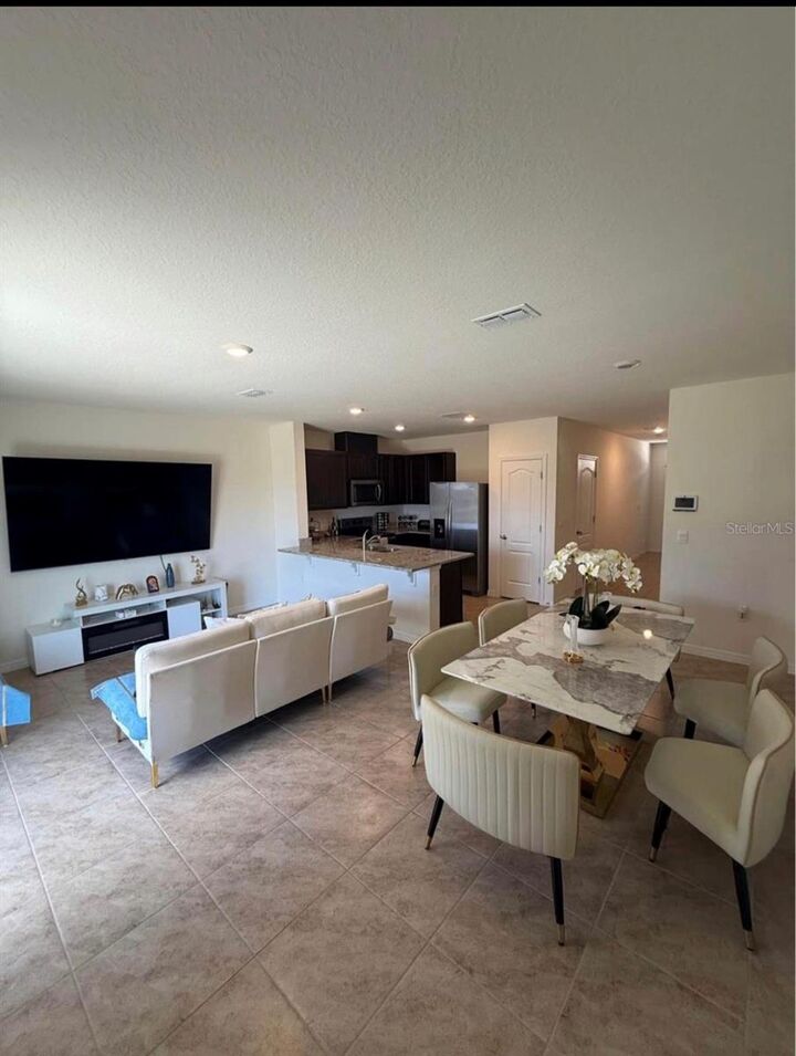 Property Photo:  1419 Plank Pl Place  FL 33837 