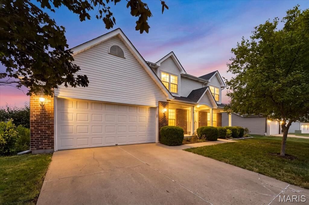 Property Photo: 5 Revolutionary Way Court MO 63366