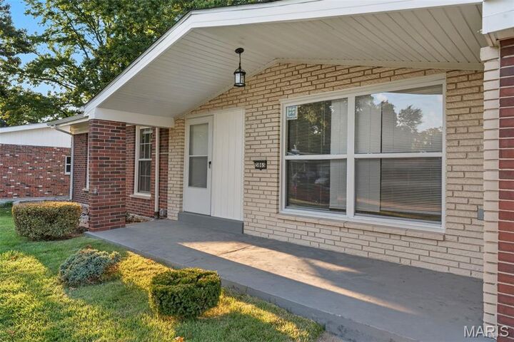 Property Photo: 3865 Belcroft Drive MO 63034