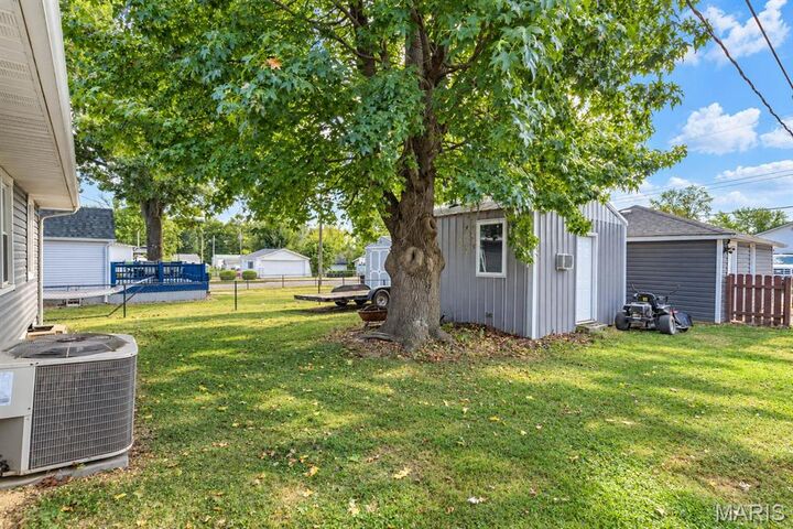 Property Photo:  903 Mississippi Avenue  MO 63019 
