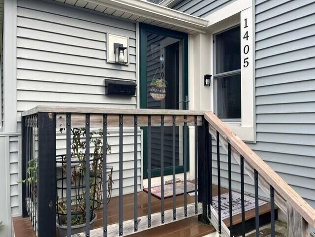 Property Photo:  1405 Elder St  WI 53188 