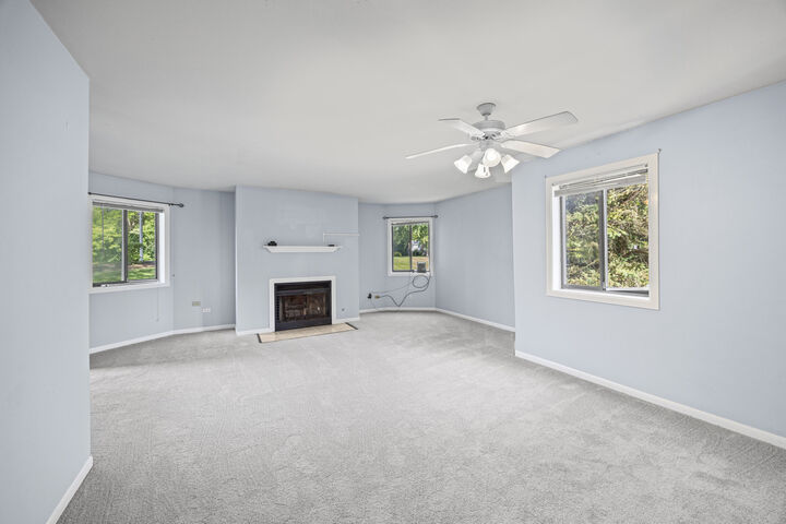 Property Photo:  2880 Torrey Pine Lane 1H  IL 60532 
