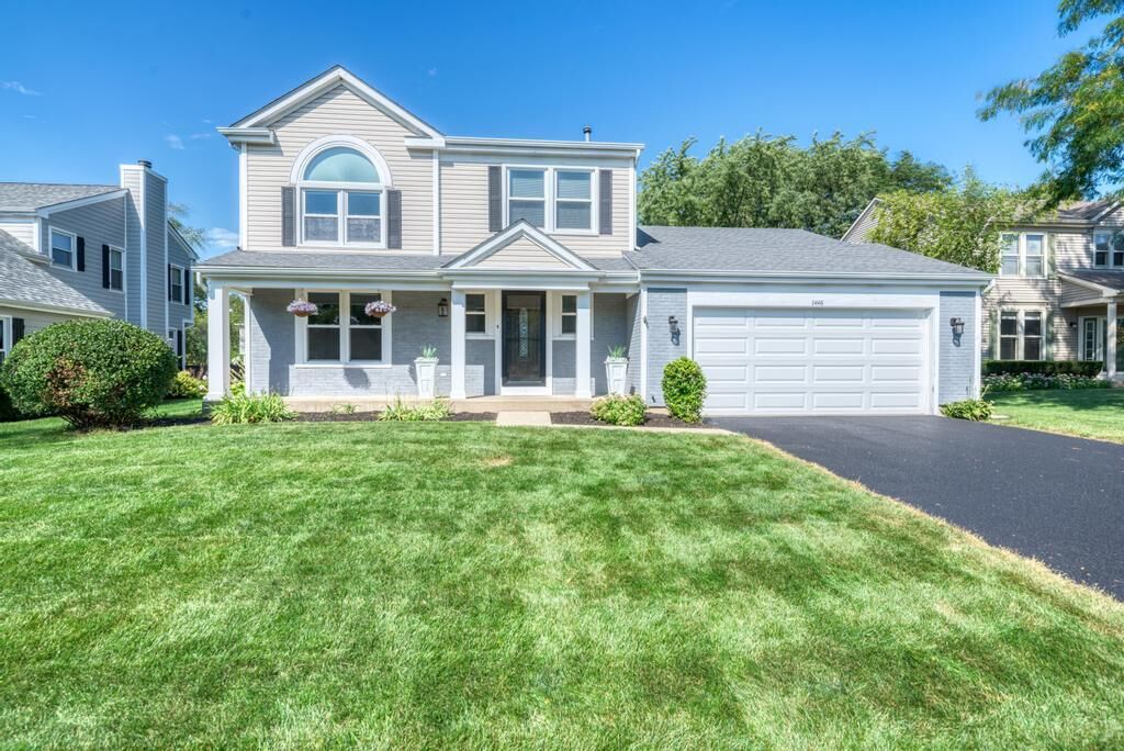 Property Photo:  1446 Woodscreek Circle  IL 60014 