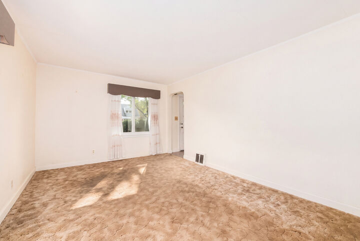 Property Photo:  3354 N Paris Avenue  IL 60634 