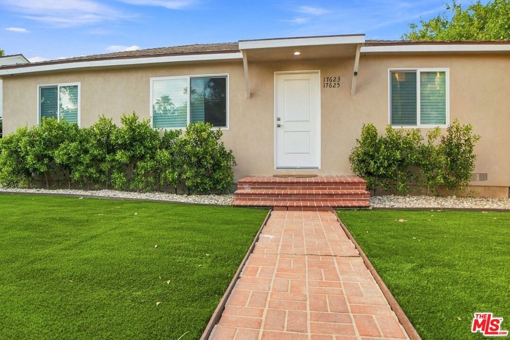 Property Photo: 17623 Burbank Boulevard CA 91316