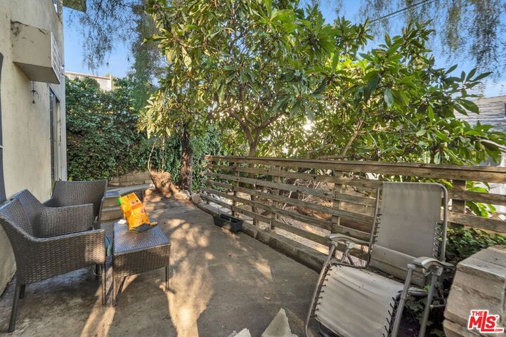 Property Photo:  2241 Ewing Street  CA 90039 
