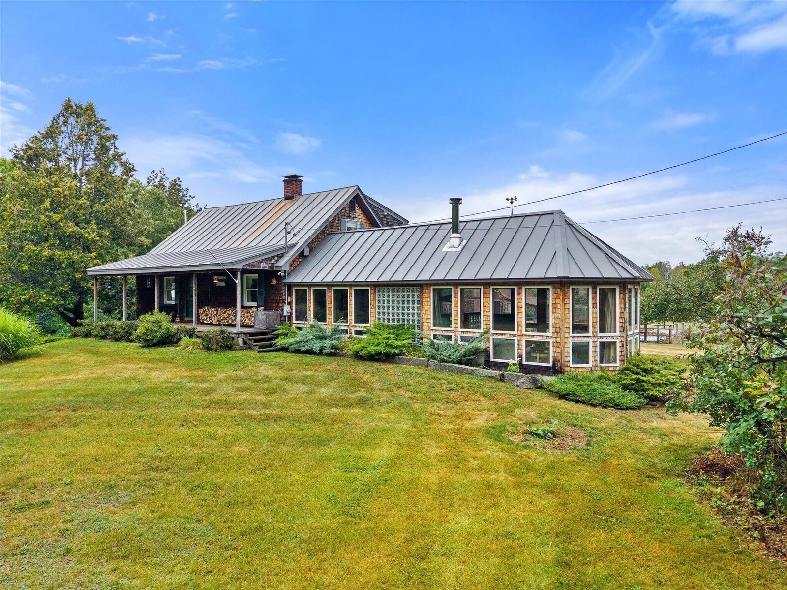 Property Photo:  137 Avenue Road Extension  ME 04435 