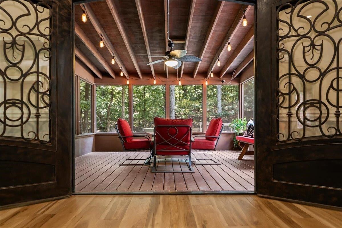 Property Photo:  8923 Planters View Cove Cv  TN 38133 