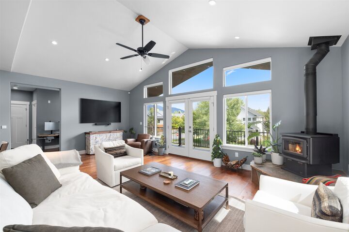 Property Photo: 304 Stumptown Loop MT 59937