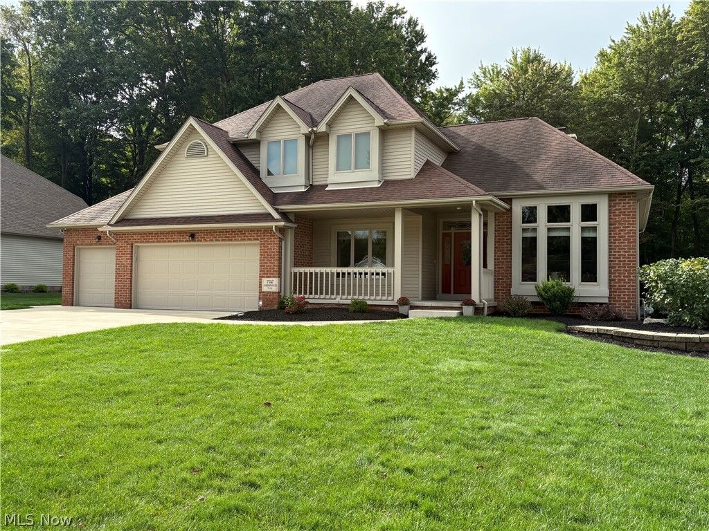 Property Photo: 7747 Amberwood Trail OH 44512