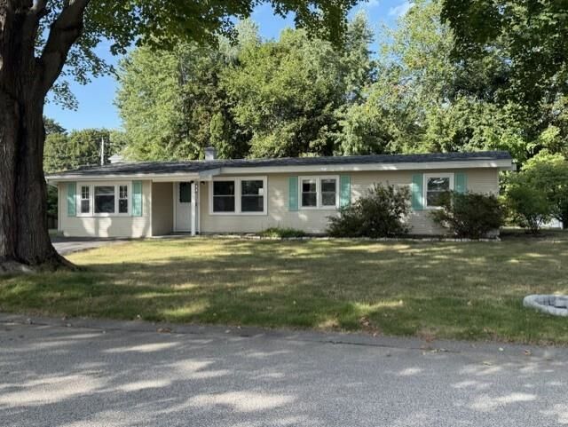 Property Photo:  6 Sanborn Road  NH 03842 