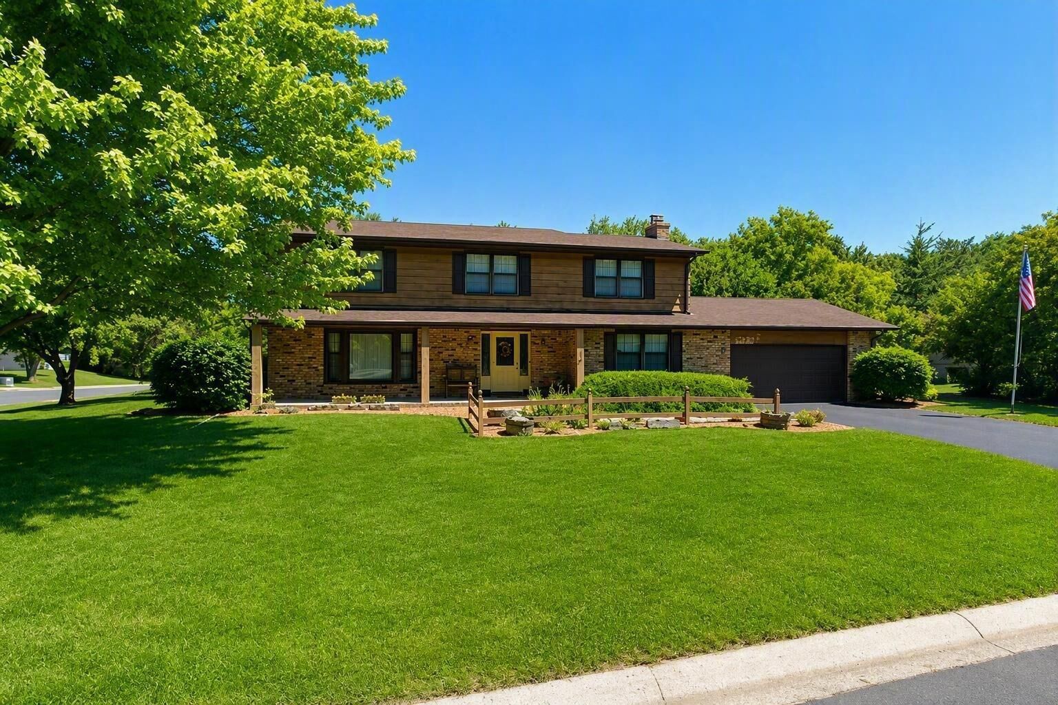 Property Photo:  6108 W 101st Street  MN 55438 