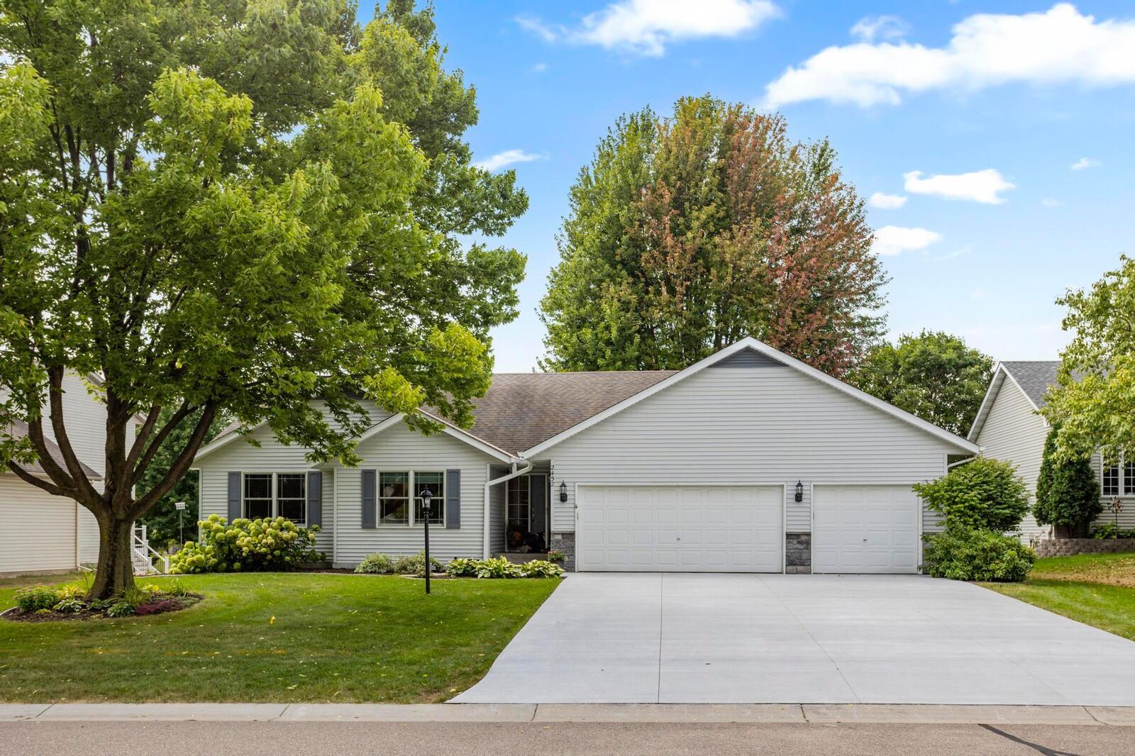 Property Photo: 2452 Eagle Valley Drive MN 55129